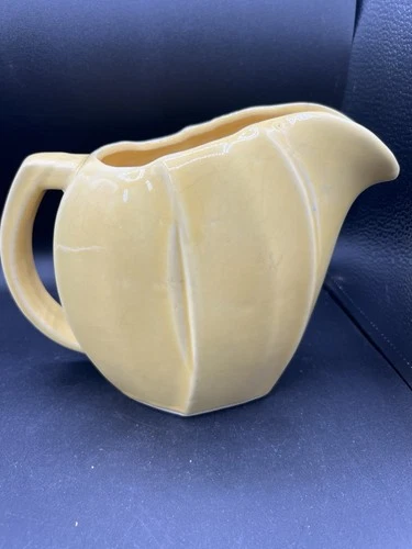 McCoy Vintage Pottery Tulip Leaf Pitcher 6” Soft Yellow Stoneware Water Read