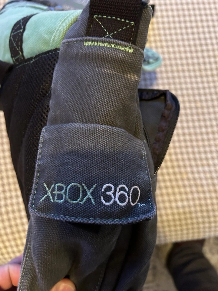 Microsoft Xbox 360 Padded Console Case Travel Tote for Laptop Shoulder Bag - Image 3 of 4