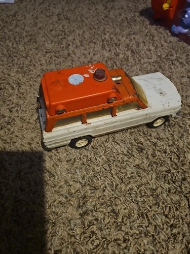 VINTAGE TONKA JEEP WAGONEER AMBULANCE RESCUE
