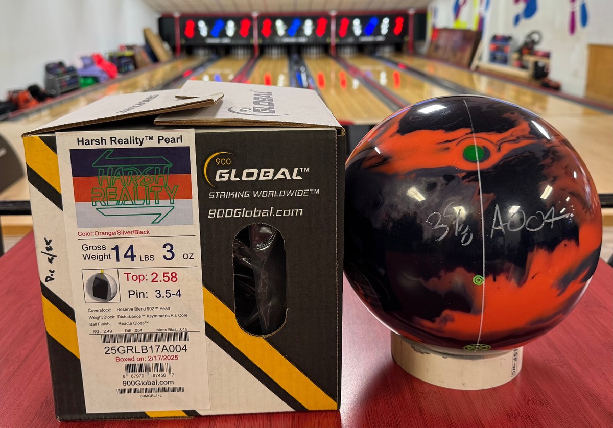 900GLOBAL HARSH REALITY PEARL 14 新品　穴無し. 14 lb 900 GLOBAL HARSH REALITY PEARL BOWLING BALL UNDRILLED