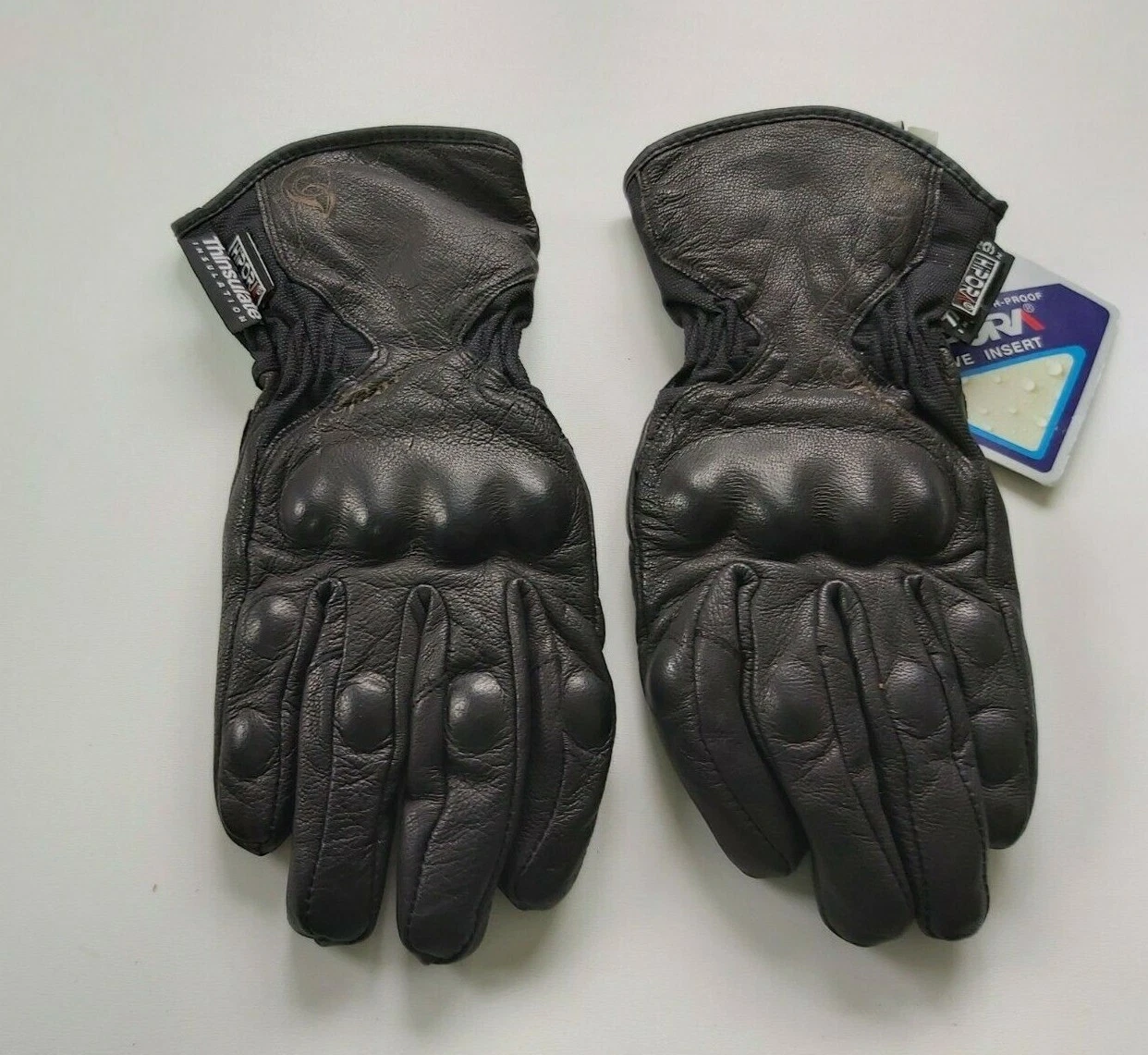 FIVE WFX SKIN LADIES GLOVE IN SIZE MEDIUM COLOUR BLACK - LOW PRICE NOW ONLY £35