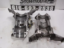 Polaris Indy Lite 340 Fuji Twin Snowmobile Engine Motor Cases Crankcase