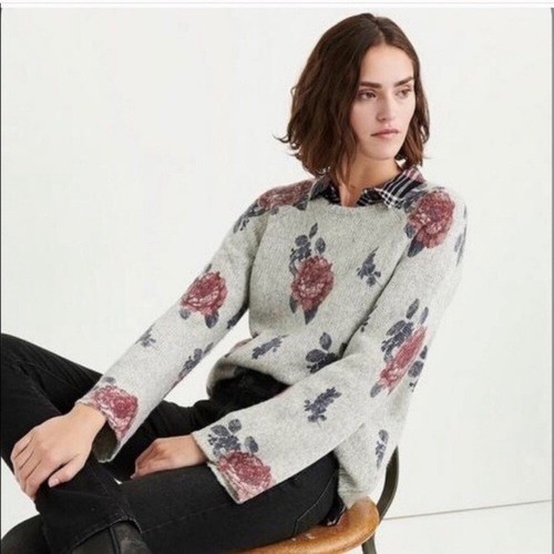 Size Small Lucky Brand Floral Knit 