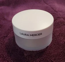 Laura Mercier Translucent Loose Setting Powder Ultra Blur Talc Free .7 oz