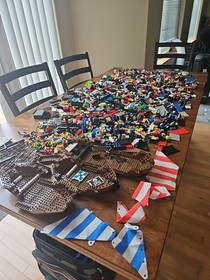 LEGO Pirates: Black Seas Barracuda (6285) & Pirates 6274 Caribbean Clipper Read