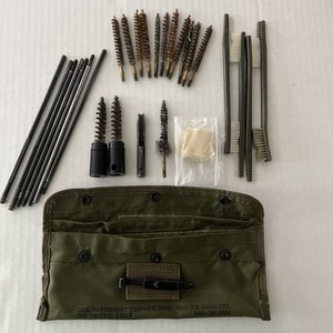 US Military M16A1 Rifle Gun Cleaning Kit with Case W 9mm Rod - MORE