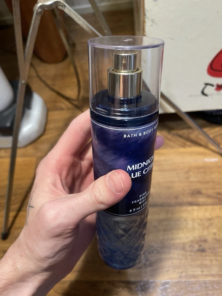 BATH & BODY WORKS AZUL MEDIANOCHE CÍTRICO FINO FRAGANCIA BRUMA 8, OZ Foto 4 de 4