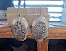 NWT Sarda Artisan Bali Sterling Silver Hammered Oval Filigree Dangle Earrings