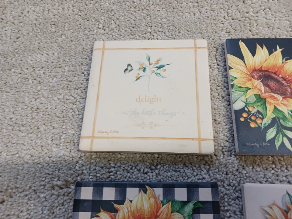 Nancy E 水貂向日葵印花手动吸水石杯垫礼品 4 件套 — 第 2/4 张图片