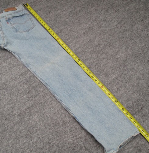 Vintage Levis 501 Jeans Mens 31x34 Light Blue Denim Button Fly Made USA 80s/90s - Picture 19 of 21