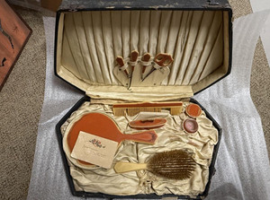 Old Comb Set