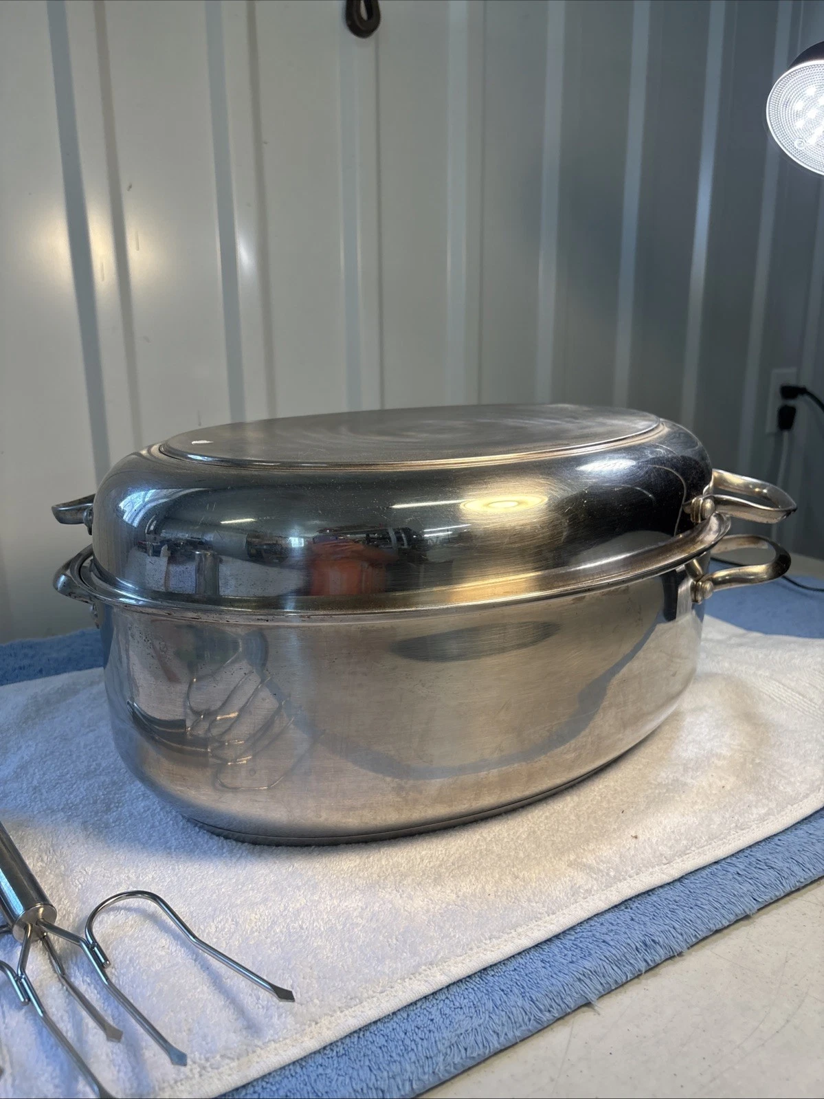 Wolfgang Puck Cafe Collection 18/10 Stainless Steel 12 Qt. Roaster w/ Lid