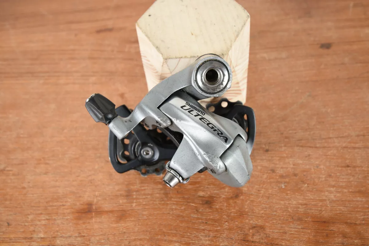 Shimano 6700 on sale rear derailleur