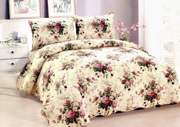 Holly Red Cotton Quilt Shams Not Included For Sale Online Ebay