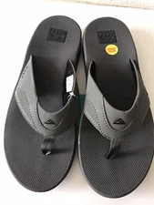 MEN'S REEF GREY/BLACK FANNING FLIP FLOP BEACH SANDALS BOTTLE OPENER SIZE 12 NWT
