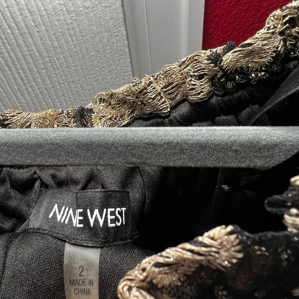 Maxi Vestido Para Mujer NINE WEST Dorado Bordado Fuera del Hombro Talla 2 Negro Foto 3 de 4