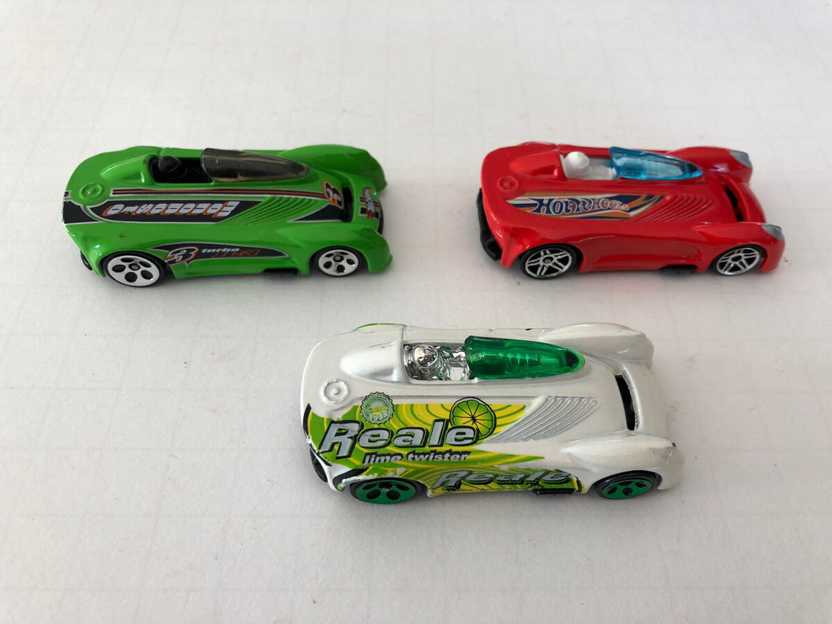 VTG 2000 Hot Wheels Monoposto Cars - LOT OF 3 - Red, Green VTG 2000 Hot Wheels Monoposto Cars - LOT OF 3 - Red, Green