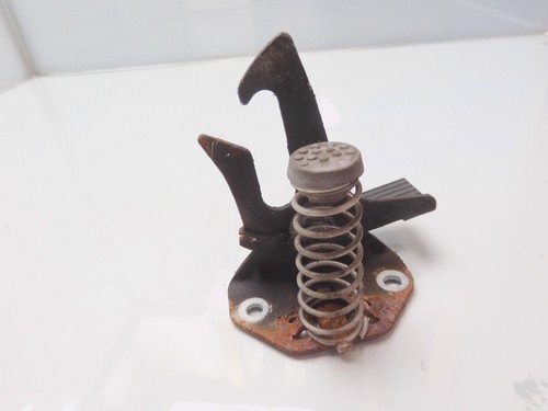 VOLVO V70 II HAKEN MOTORHAUBE FANGHAKEN HAUBE SCHLOSS ÖFFNER (QI78)