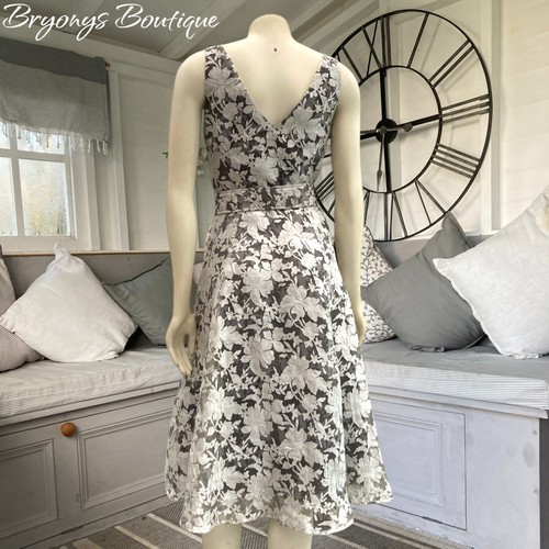 Phase Eight Grey & White Floral Lace Fit & Flare Belted Dress 16 Occasion - Picture 7 of 15