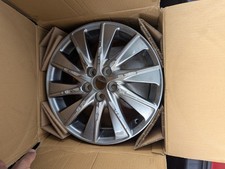 TOYOTA YARIS MK4 XP210 16" ALLOY WHEEL 16" 6J ET50 42611YP500 GENUINE