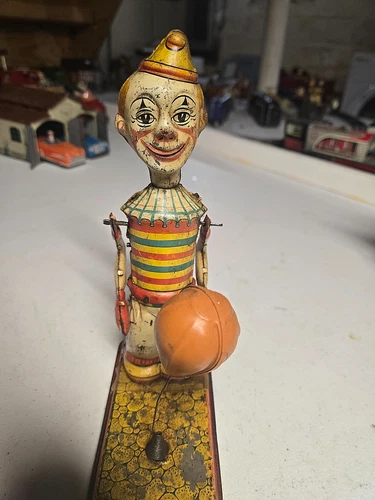 1930s tin litho mechanical boxing clown by J. Chein.  RARE!!!