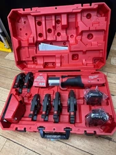 Milwaukee 2922-22 M18 18V FORCE LOGIC Press Tool w/ ONE-KEY /w/ 1/2"-2 CTS Jaws