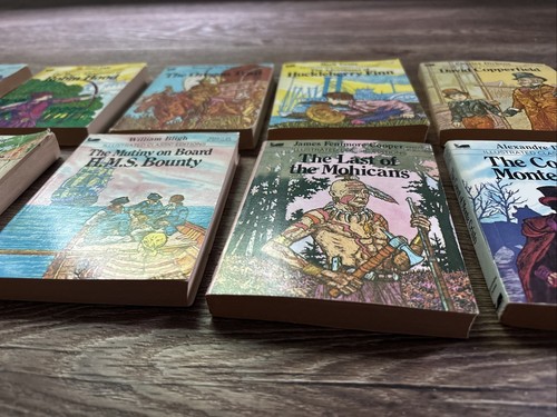 Lot of 12 Moby Books Illustrated Classic Editions Vintage Mini PB Books - Y503 - Picture 5 of 7