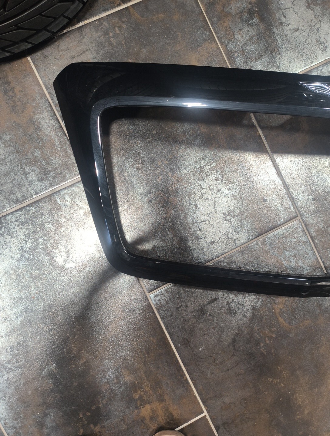 2017-2020 Bentley Bentley front grille Trim OEM