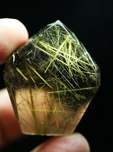 144.6ct Rare NATURAL Clear RUTILATED Crystal Polished - Picture 4 of 7