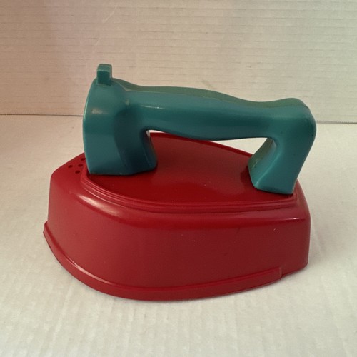 Kinder Vintage Spielzeug Eisen rot mit blauem Griff rollt & macht musikalischen Sound Kunststoff - Bild 4 von 7