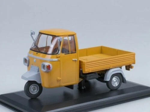 Modellautos, - LKWs & -Busse im Maßstab 1:32