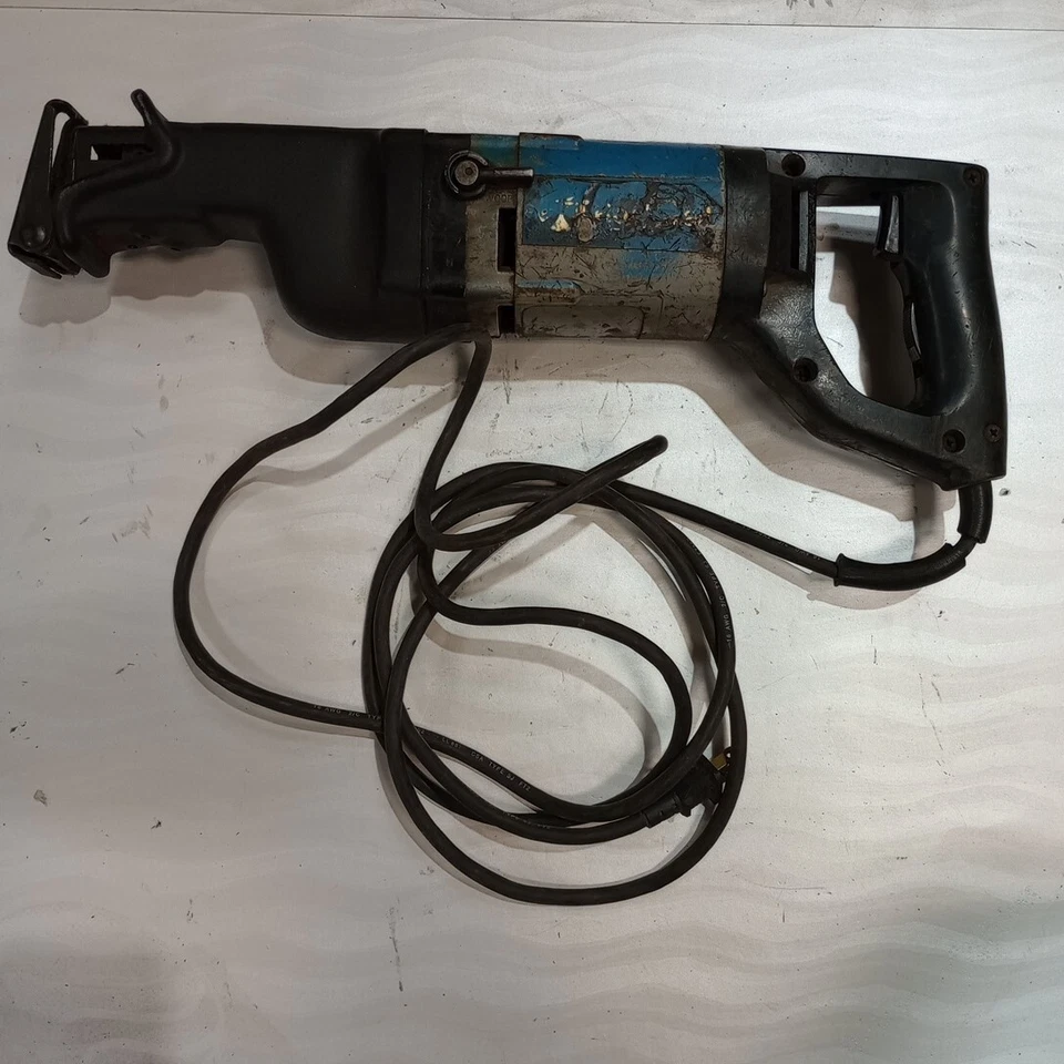 Rockwell no. 627, EHD 2 Speed Tiger Saw Double Insulated Type 1. - Image 2 of 4