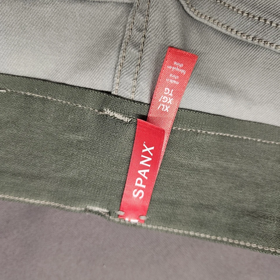 Pantalones Cortos Spanx Sarga Verde Camuflados Para Mujer X-Grande Usados en Excelente Condición Foto 3 de 4