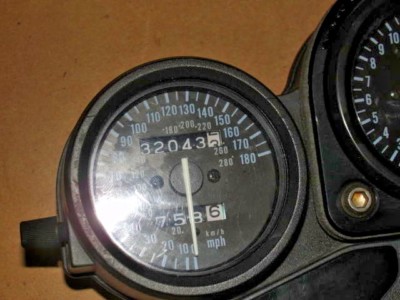1995 SUZUKI GSXR 750 INSTRUMENTAL CLUSTER SPEEDOMETER TACH TEMP