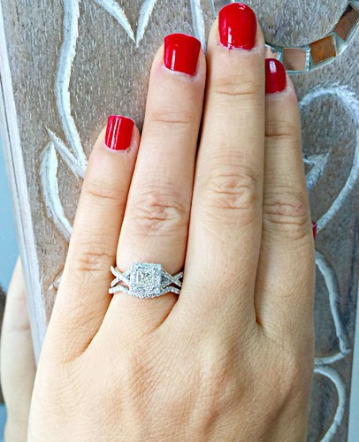 14K WHITE GOLD PRINCESS CUT SIMULATED DIAMOND ENGAGEMENT RING AND BAND 1.50CT - Picture 3 of 10