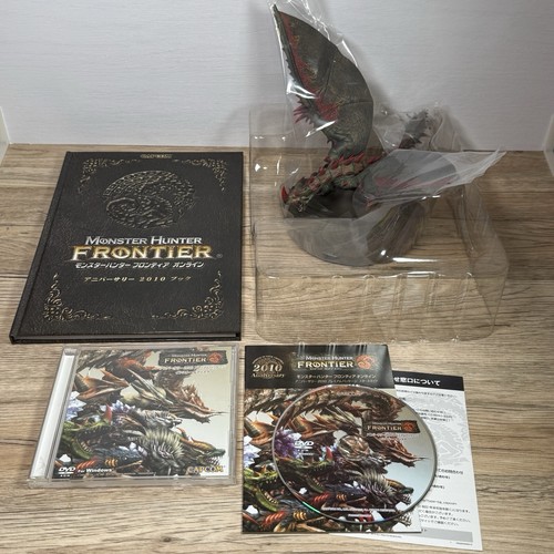 Capcom Monster Hunter Frontier Online 2010 Anniversary Premium Pack JP Used - Foto 12 di 24