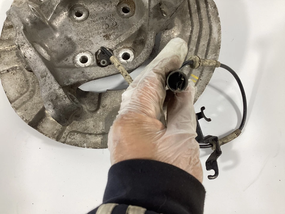 BMW 335I 2007-2013 husillo delantero izquierdo nudillo rueda buje cojinete 626443 OEM. Foto 3 de 4