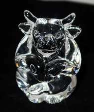 Stueben Glass BULL Signed LE 1141/2000 Hand Cooler Paperweight w/ Pouch, 2 5/8"