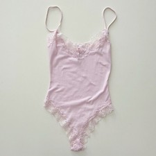SKIMS Fits Everybody Lace Cami Bodysuit : Cherry Blossom Pink - XXS Extra Small