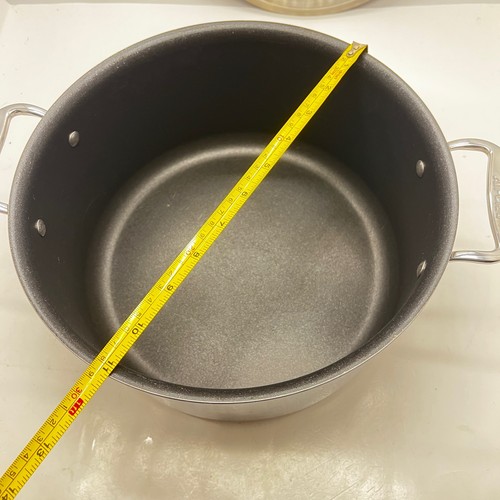 All Clad Stock pot Stainless Steel Non Stick W/Lid 8 Qt - Picture 11 of 14