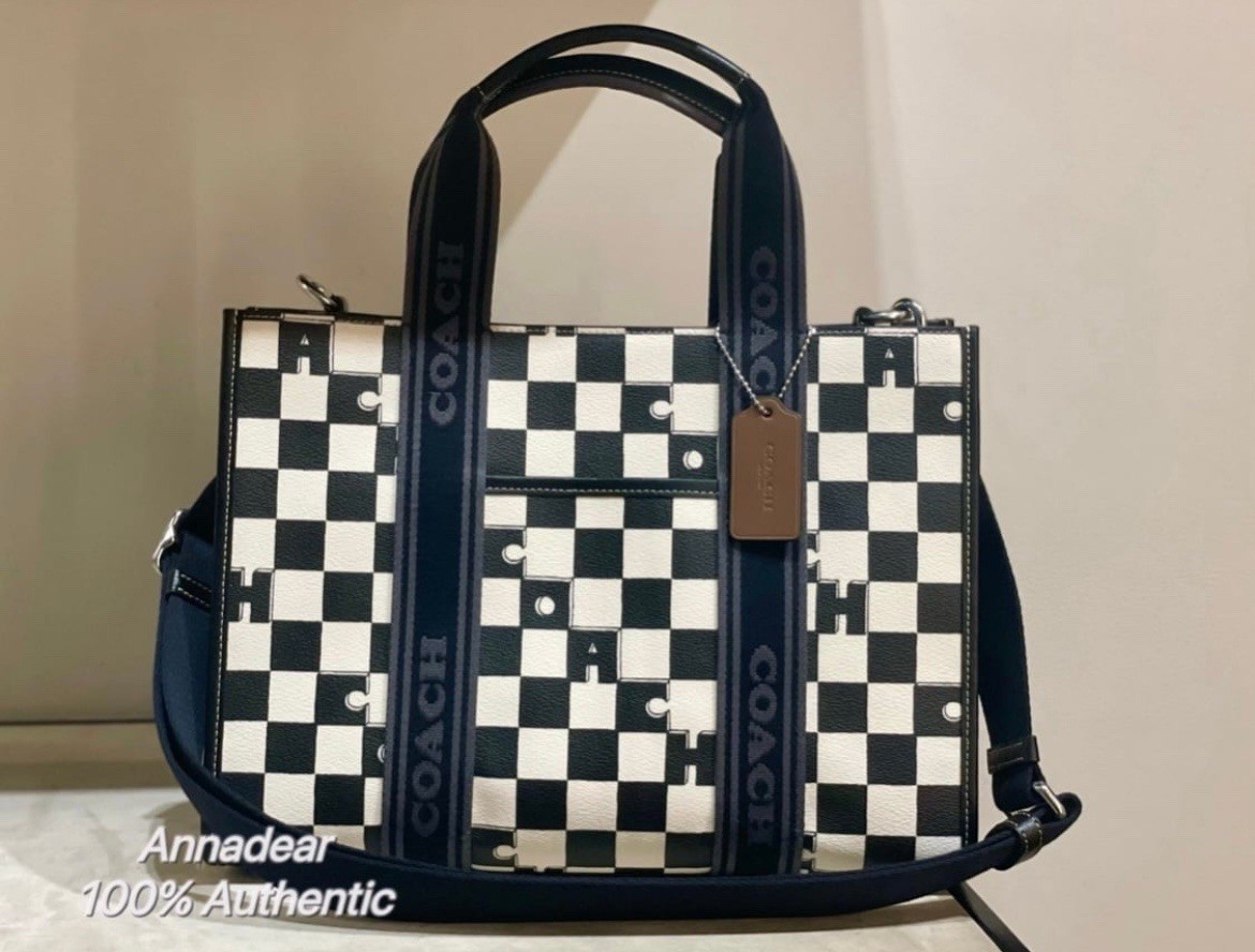 NWT Coach Smith Tote With Checkerboard Print in Black/Chalk CR101