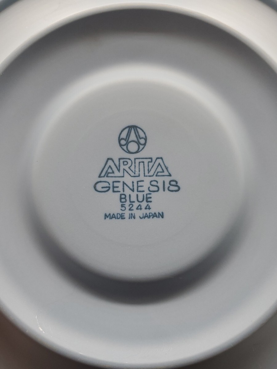 35 PIECE ARITA GENESIS BLUE DINNER & Salad PLATES BOWLS Cups