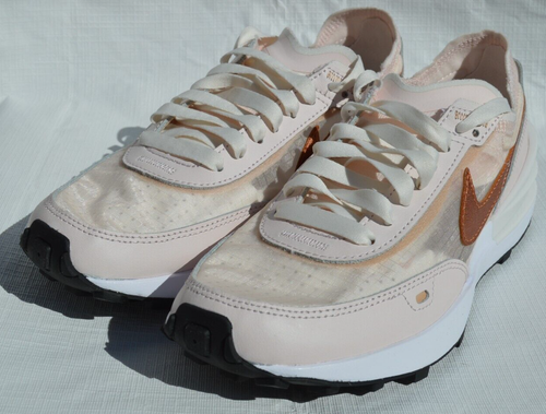 Women Nike Waffle One ESS Light Soft Pink Size 7 (New) - Picture 2 of 11