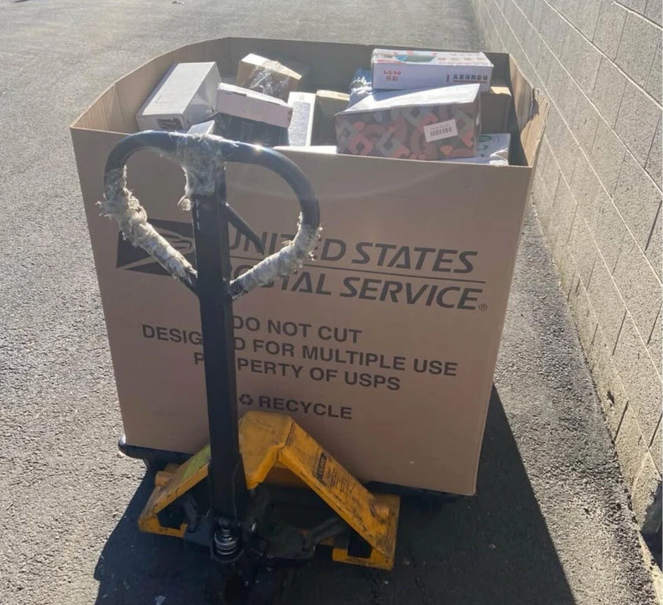 Value GuaranteedBulk Wholesale Amazon Returns, Daily Necessities & Electronics - Image 3 of 4