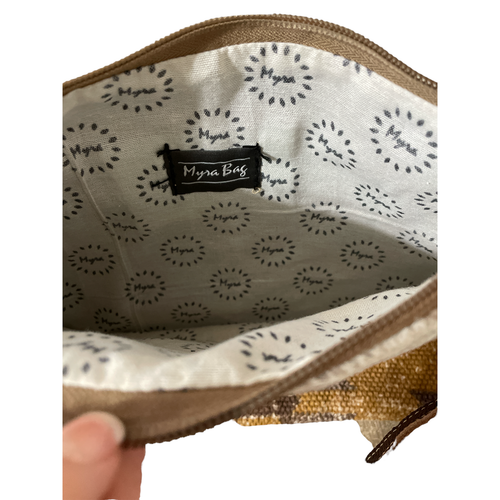 Myra Bag Women’s Crossbody / Wristlet Cow Leather Aztec Design Handbag Myra New - Picture 4 of 4