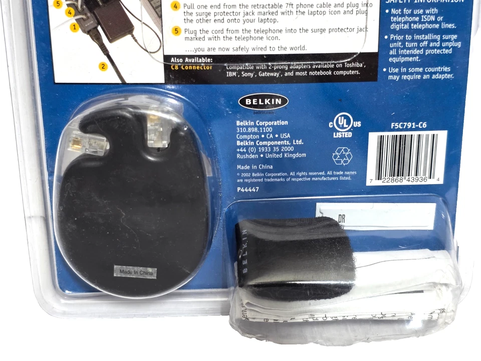 BELKIN Notebook Travel Surge Protector Small Sleek - Image 3 of 3