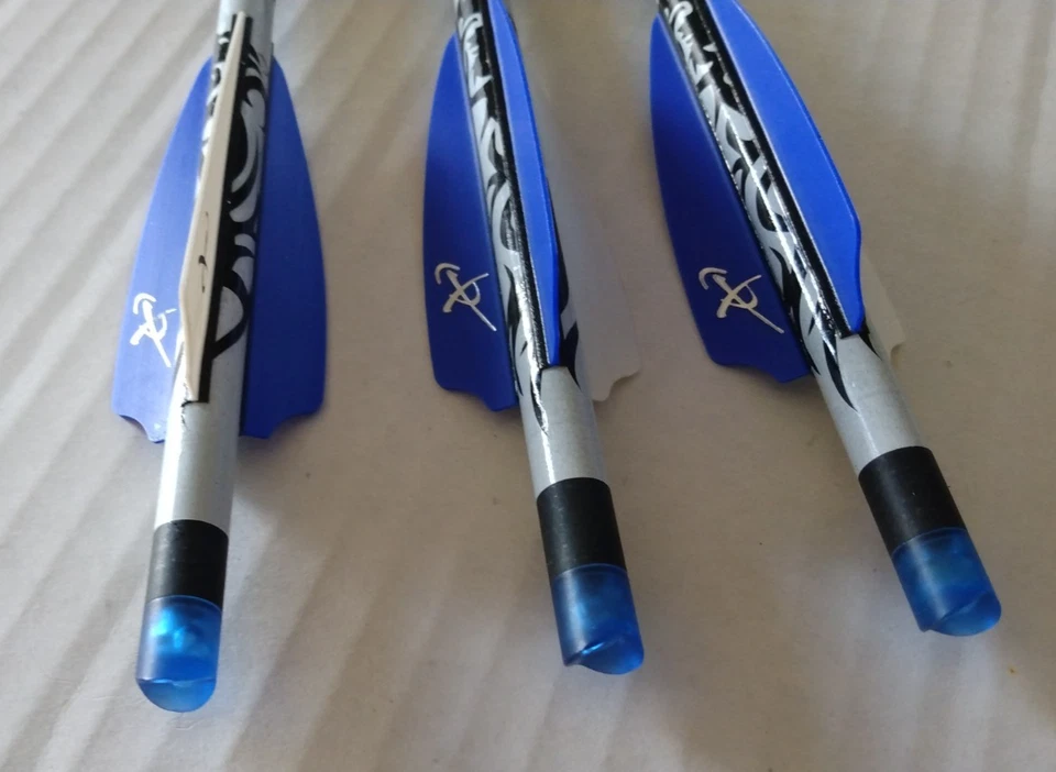 Carbon Crossbow Bolts 20" Wolverine Half-Moon Nocks 3 Count Loose No Mfg.Pack! - Image 2 of 3