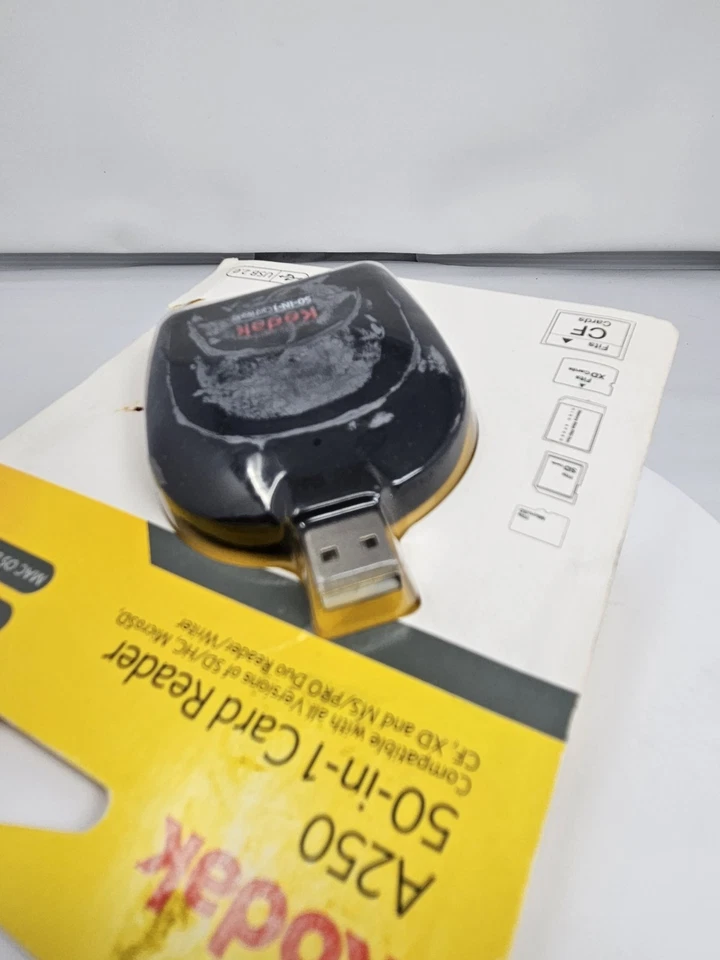 Kodak A250 50-in-1 Card Reader Writer MacOS & PC Compatible 83037-RS USB Read - Image 4 of 4