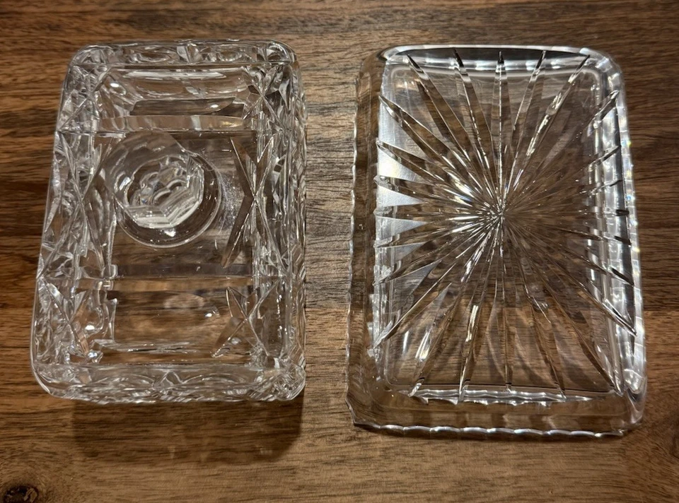 Prato de manteiga coberto de vidro cristal geométrico design de 2 peças guardião de manteiga - Imagem 3 de 4