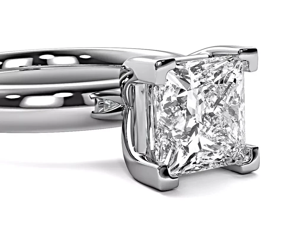 1.00 Ct F VS1 Solitaire Lab Grown Princess Cut Diamond Engagement Ring - Image 2 of 4